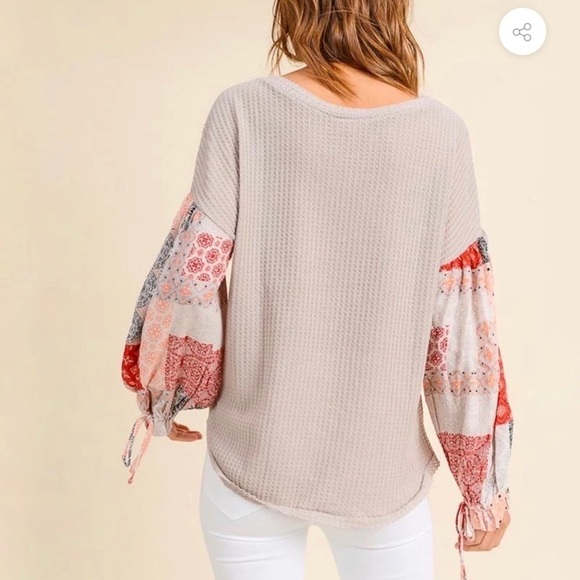 In Loom The Way You Move Mixed Media Boho Bandana Waffle Knit Loose Fit Top - Picture 3 of 16